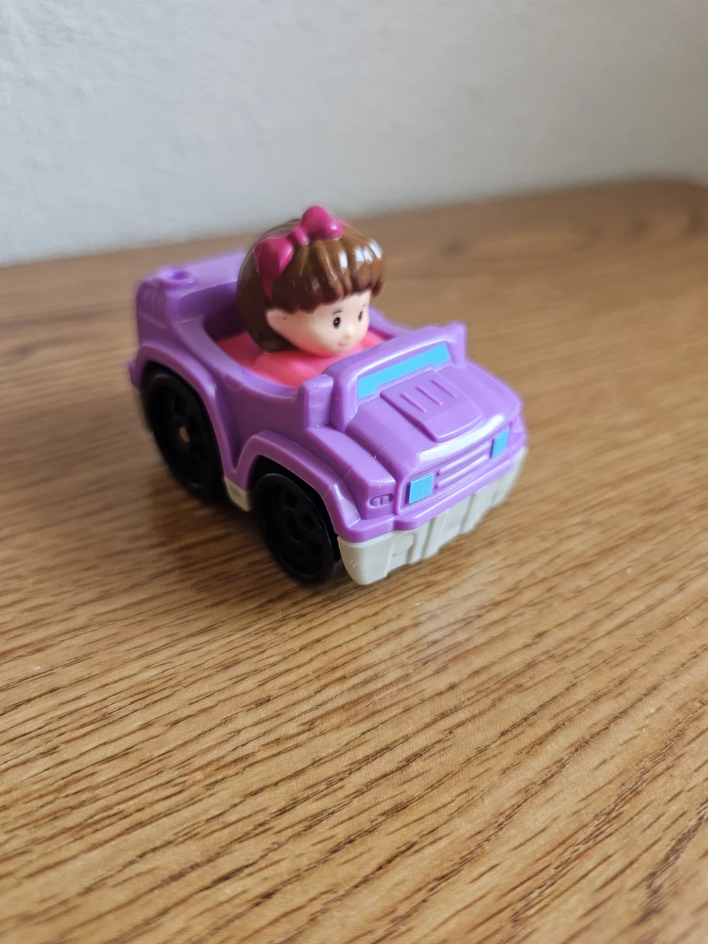 4/$10 Little People Wheelies Fisher Prixe Purple Car Girl 2014 Mattel